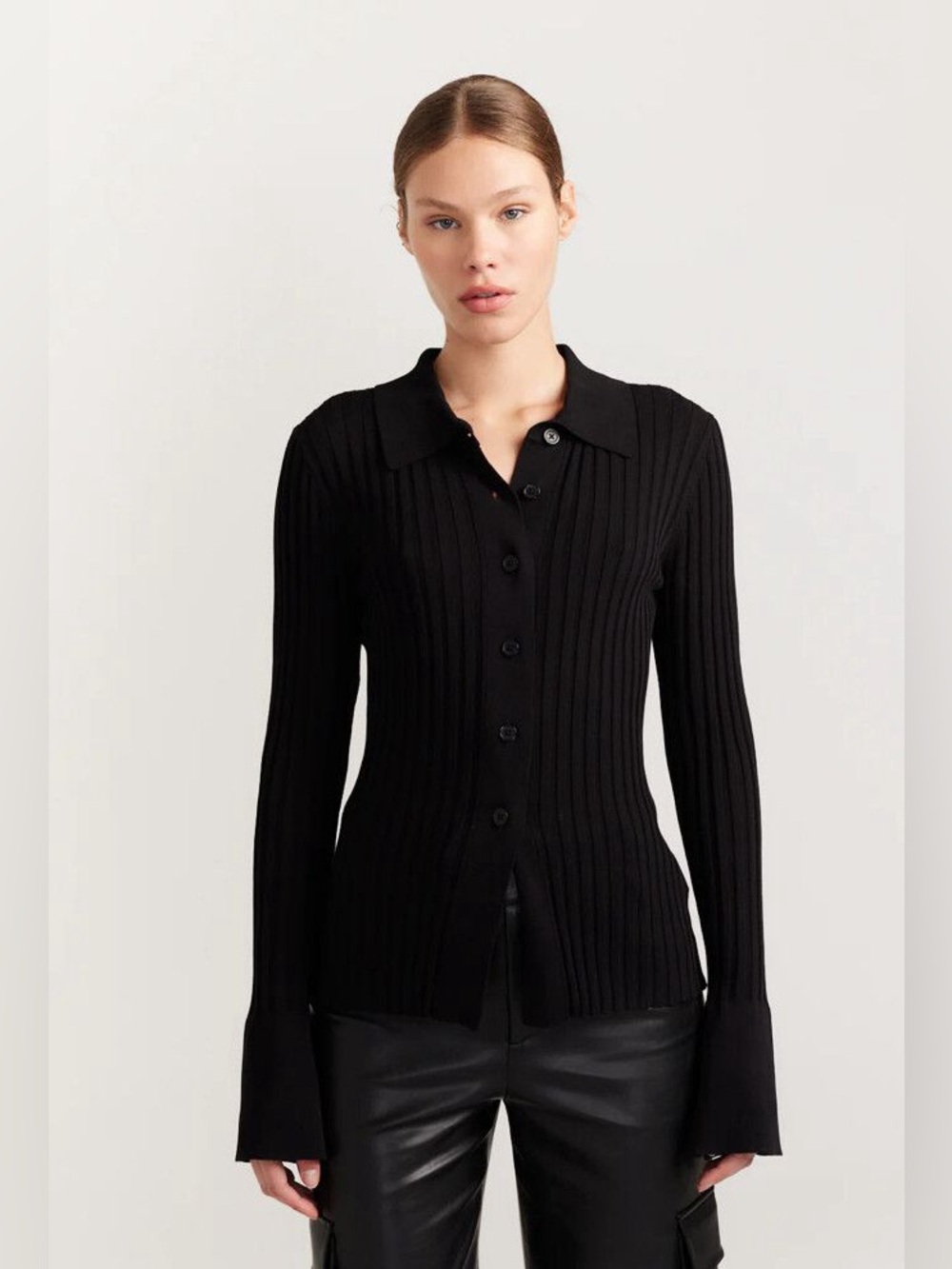 HENNE‎ SIZE 6 us size 2 xs Livia Top ribbed black flare sleeve